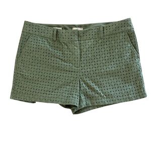 LOFT green eyelet 4” lined shorts